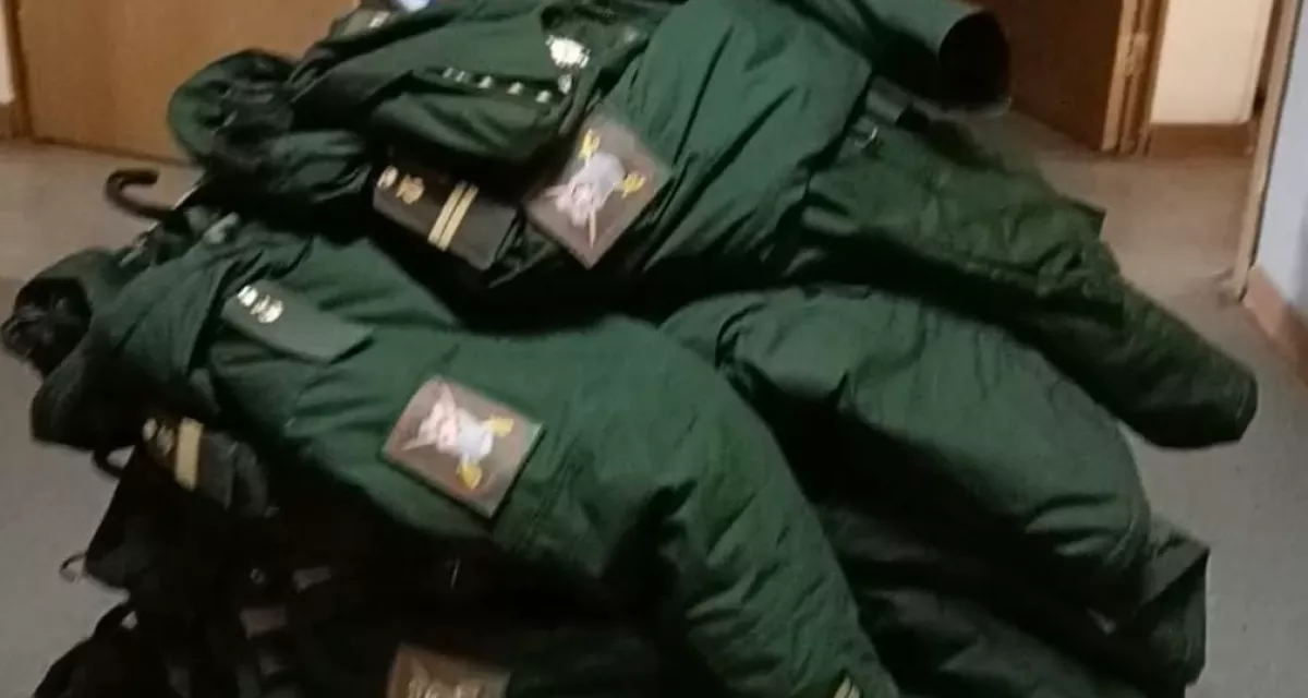 Мощно! По-военному четко!